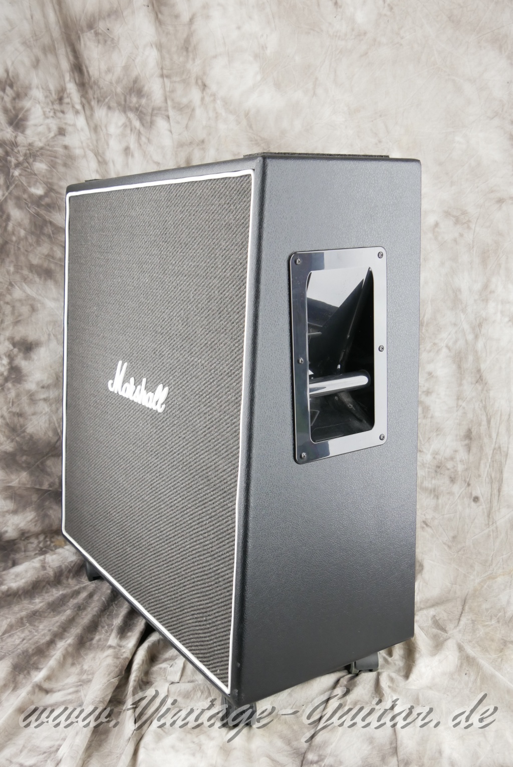 img/vintage/5924/ Marshall_CODE_412_4x12_black_Vietnam_2018-004.JPG